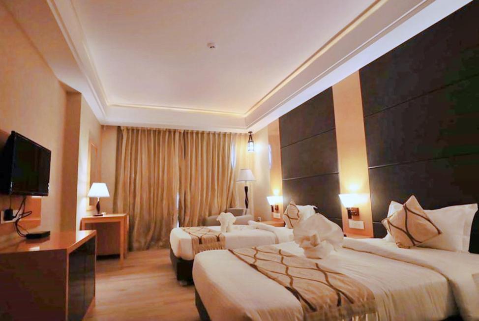 Bindiram Express By Shrigo Hotels Sitapur Muafi ภายนอก รูปภาพ