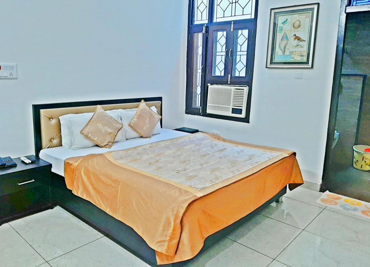 Bindiram Express By Shrigo Hotels Sitapur Muafi ภายนอก รูปภาพ