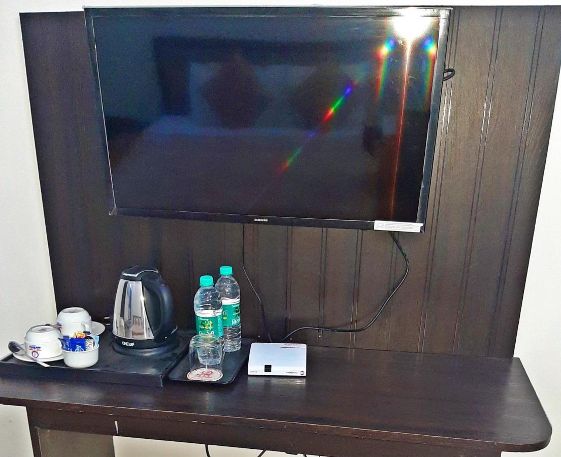 Bindiram Express By Shrigo Hotels Sitapur Muafi ภายนอก รูปภาพ